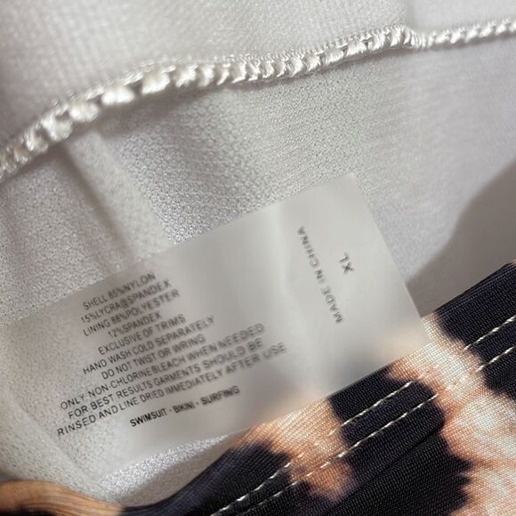 Cheetah/leopard print one piece swimsuit, size XL - Picture 5 of 5